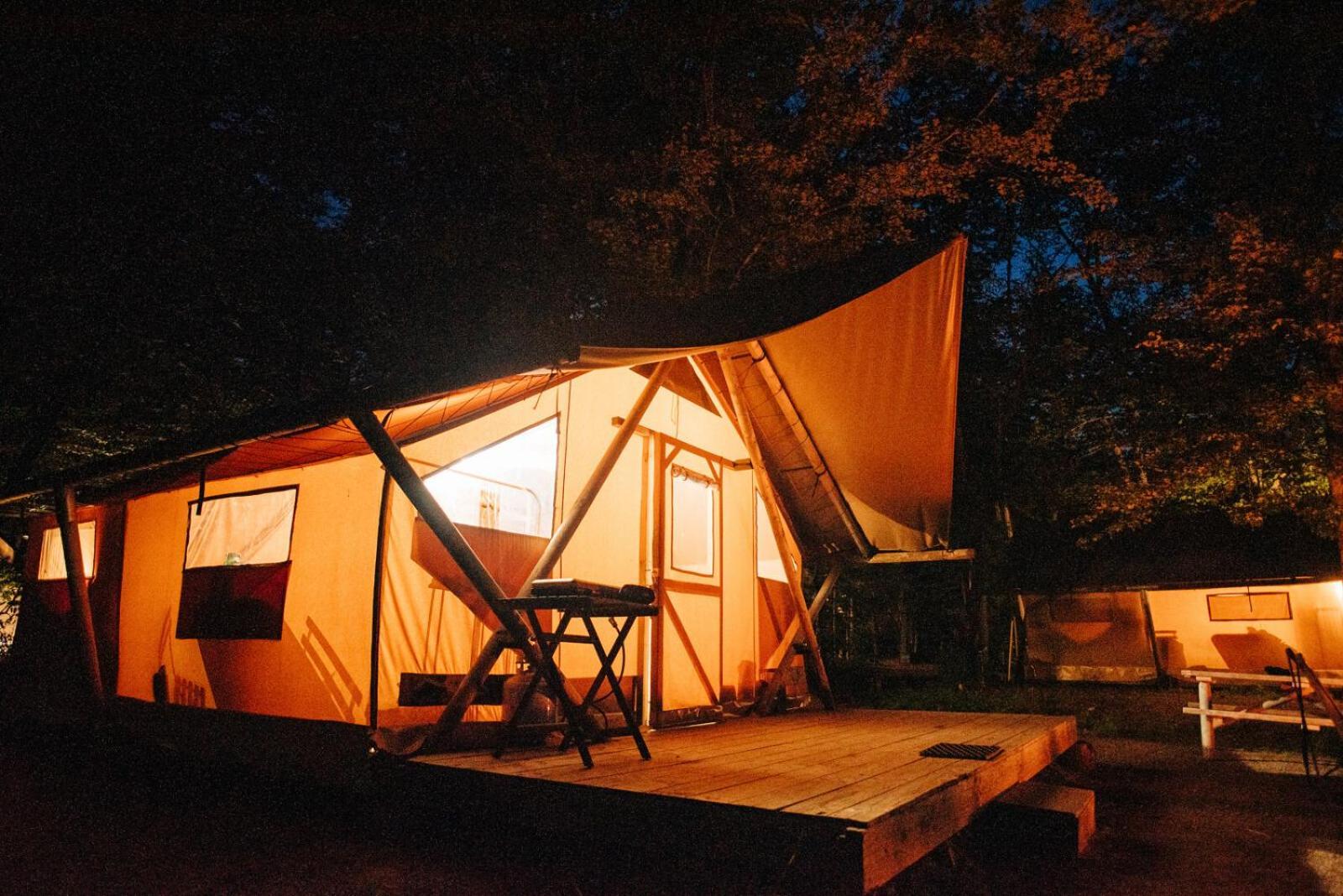 Huttopia White Mountains Albany ภายนอก รูปภาพ