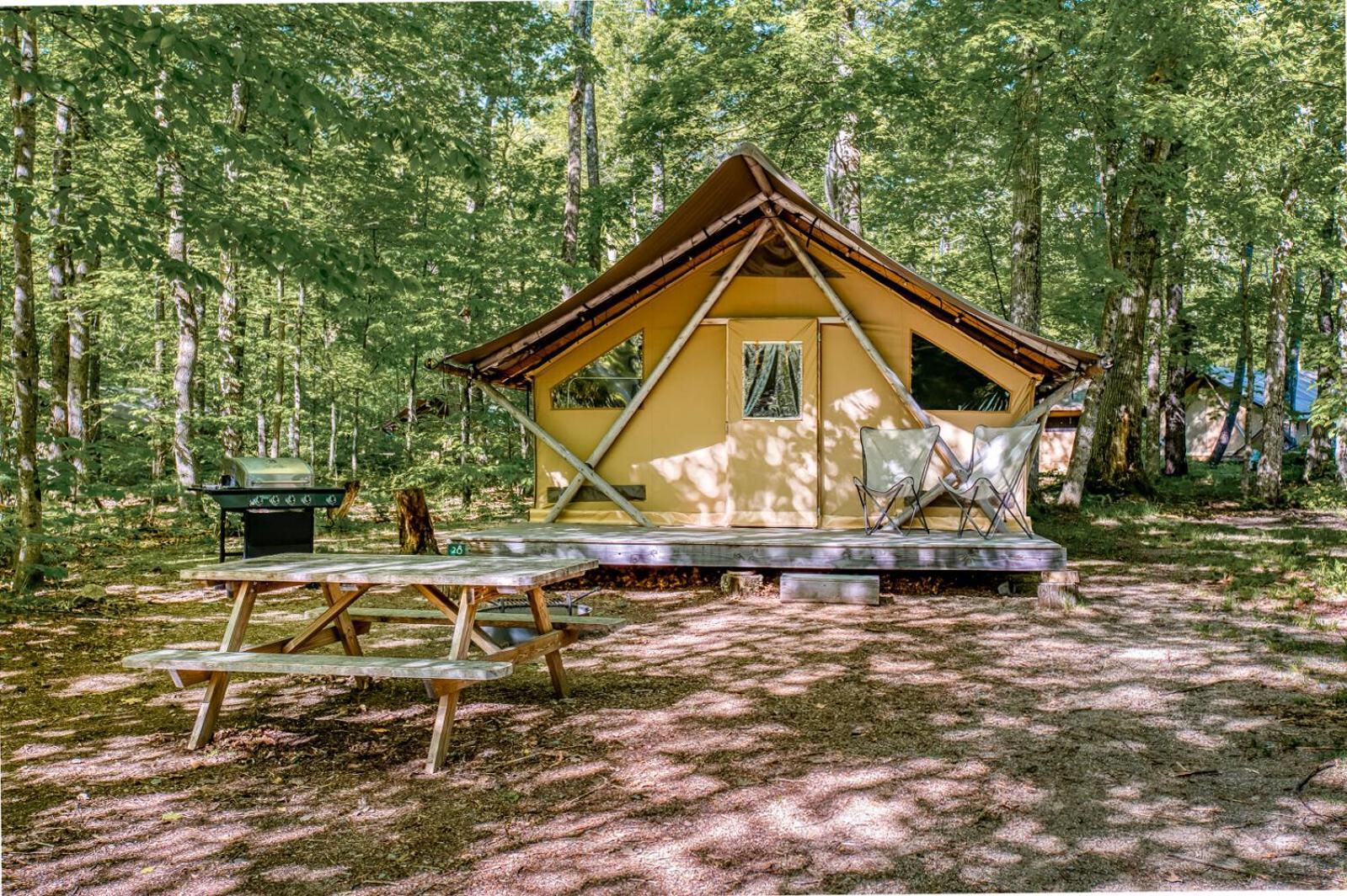 Huttopia White Mountains Albany ภายนอก รูปภาพ